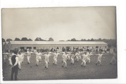 31820 -  Groupe Gym Hommes Lors D'une Fête De Gymnastique à Identifier Carte Photo - Gimnasia