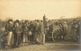 Commune Libre De Bellevue , Meudon * Carte Photo * Les Sapeurs Pompiers * Pompe Incendie Sapeur Pompier Fireman - Meudon