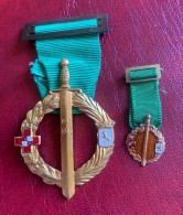 España Medalla Franco XXV Años Paz Y Miniatura 1964 PG 949 - Otros & Sin Clasificación