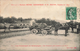 Reims * Les Vendanges En Champagne * Les Tonneau Sont Amenés à La Gare * Offert Par Maison Henri ROEDERER Et Compagnie - Reims