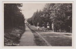 Vlieland - Badweg Met Wandelaars - Vlieland