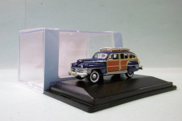 Oxford - CHRYSLER T & C Woody Wagon 1942 Bleu Voiture US Neuf HO 1/87 - Veicoli Da Strada