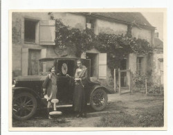 Photographie Automobile Voiture Tacot Femmes A Thiers En 1923 Photo 10,7x8,2 Cm Env - Automobile