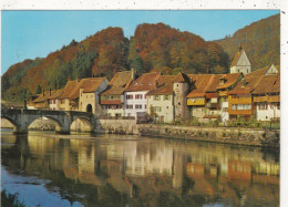 SUISSE . SAINTE URSANNE ET LE DOUBS. ANNÉE 1974 + TIMBRE + TEXTE - Saint-Ursanne