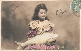 CPA 1 Euro- 1er Avril -(8) -Poisson-fillette - April Fool's Day