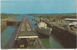 6Rm-012: Gatun Locks - Panama Cannal View  From Control Tower 1974.. > Oostende De Postzegel Is Weg.. - Panama