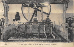 CPA 51 VENDANGE EN CHAMPAGNE PRESSOIR ELECTRIQUE - Sonstige & Ohne Zuordnung