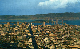 ETAT-UNIS CALIFORNIE SAN FRANCISCO SPECTACULAR VIEW OF THE CITY BY THE GOLDEN GATE - San Francisco