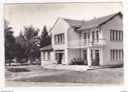 63 Maison De MONTBOISSIER Vers Cunlhat Pavillon Médical Pupilles Enseignement Public En 1967 VOIR ZOOM Enfants Et DOS - Cunlhat