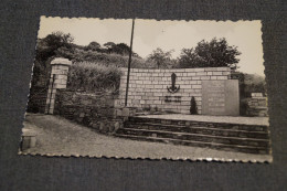 Engis,belle Carte Postale Ancienne,très Bel état De Collection,monument Aux Morts - Engis