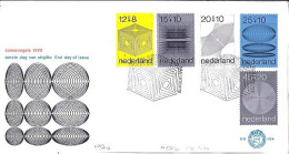 PAYS BAS N° 908/909/910/911/912 S/L DU 7.4.70 1° JOUR - Briefe U. Dokumente