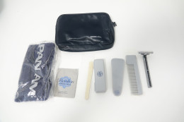 Vintage: PAN AM : TOILET BAG SPONGE BAG TOILETRIES - PANAM - Airlines Aviation - Original  - OK Condition - 1980-90's - Materiale Promozionale