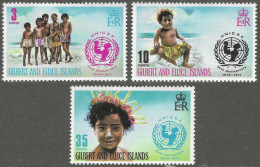Gilbert And Ellis Islands. 1971 25th Anniversary Of UNICEF. MH Complete Set. SG 193-195 - Isole Gilbert Ed Ellice (...-1979)
