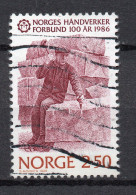 Norvège Y&T N° 900  Mi N° 944 * Oblitéré - Usados