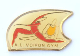 Pin's Voiron (38) - A.L VOIRON GYM - Gymnastes Stylisés - M840 - Gymnastique