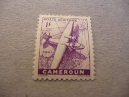 TIMBRE  CAMEROUN  POSTE  AÉRIENNE     N  3         COTE  0,50  EUROS    NEUF  TRACE  CHARNIERE - Airmail