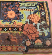 * TORRENTE * FOULARD SOIE * PIVOINES STYLISEES * MARRON - VERT POMME - MARRON - Foulards