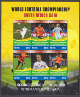 2010 Nevis 2483-2488KL 2010 FIFA World Cup In South Africa 8,00 € - 2010 – Sud Africa