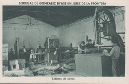 1930. ESPANA. Fine Postcard With Sherry Motive. BODEGAS DE GONZALEZ BYASS EN JEREZ DE LA FRONTERA. Tallere... - JF445065 - Andere & Zonder Classificatie