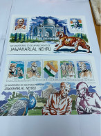 Mahatma Gandhi Stamp MNH Guinee Flag Tiger - Mahatma Gandhi