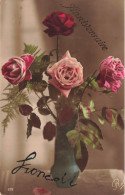 FÊTES - VŒUX - Anniversaire - Roses Dans Une Vase - Colorisé - Carte Postale Ancienne - Birthday