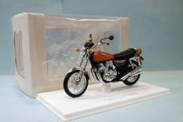 Norev - Moto KAWASAKI Z900 1973 Orange Et Marron Réf. 182031 Neuf 1/18 - Norev