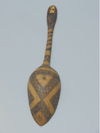 - SENEGAL BELLE ANCIENNE CUILLERE BOIS AFRIQUE étiquette Papier Afrique    E - African Art