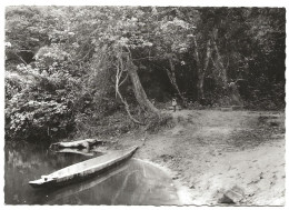 CPM     GABON  IVINDO  Petit Port De Pêcheurs - Gabon