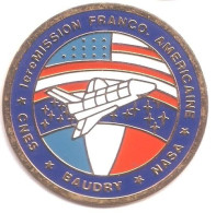 P171 Pin's Avion Fusée Space Espace NASA USA Mission France Baudry CNES Achat Immédiat - Ruimtevaart