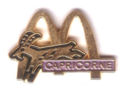 H176 Pin's Mc Donald's MAC DONALD CHÈVRE SIGNE ZODIAQUE Capricorne Mac Do Achat Immédiat - McDonald's