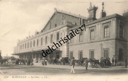 CPA 13 0120 MARSEILLE - La Gare - Très Animé Attelages Calèches Voyageurs - Non Circulée - Estación, Belle De Mai, Plombières