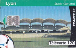 F875  06/1998 - LYON " Stade Gerland " - 120 SC7 - 1998