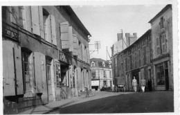 La Chataigneraie Animée Hôtel Du Lion D'Or Attelage Commerces - La Chataigneraie