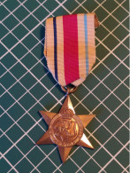 MEDAILLE ANGLAISE THE AFRICA STAR, WW2 1940/1945, RUBAN JAUNE - Gran Bretagna