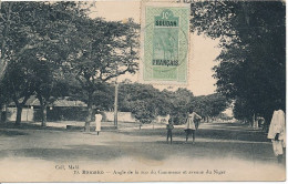 CPA. AFRIQUE. BAMAKO. Angle De La Rue Du Commerce Et Avenue Du Niger. Timbre 10ct Soudan - Mali