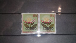 République Du Congo - 383A - En Paire - Sans Nouvelle Valeur - Fleur Surchargée - 1960 - Sans Gomme - Otros & Sin Clasificación