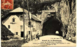 5043 - Route Des ECHELLES à CHAMBERY  :  Guide Des Grottes à L'entrée Du Tunnel Commencé Sous NAPOLEON   (rare) Cir 1910 - Les Echelles