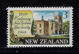 NEW ZEALAND 1969 CENTENARY UNIVERSITY OF OTAGO & NZ LAW SOCIETY  SCOTT #422,426 MNH - Neufs
