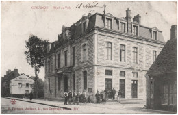 CPA DE GUEUGNON  (SAÔNE ET LOIRE)  HÔTEL DE VILLE - Gueugnon