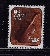 NEW ZEALAND 1976 KOTIATE VIOLIN-SHAPED WEAPON  SCOTT #614  USED - Used Stamps