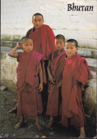 BHUTAN Monks At Punakha Dzong Etho Metho Tours / Glenn Rowley / Himalayan Images Picture Postcard BHOUTAN - Bhutan