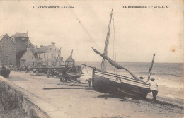 Delcampe - CPA 14 ARROMANCHES / LA CALE - Arromanches
