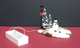 Collection LUVILLE : Sujet De Décoration Pour Créer Un Décor De Noël Au Pied Du Sapin ( Voir Photos Et Descriptif ) - Adornos Navideños