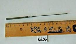 C236 Ancien Instrument Médical - Chirurgie - Old Medical Instrument - Science - Medizinische Und Zahnmedizinische Geräte