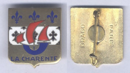 Insigne Du Pétrolier La Charente - Marine