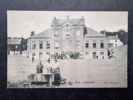 CP BELGIQUE (K01) YVES GOMEZéE (2 Vues) Place Communale - Lavandière Lessive - Walcourt