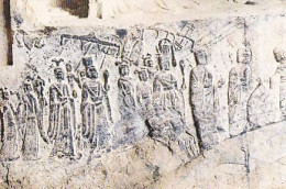 AK 181389 CHINA - The Carving Worshipping The Buddha .... Temple Of Grottos - Northern Wei - Chine