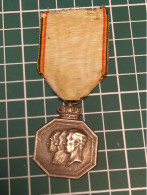 MEDAILLE COMMEMORATIVE DU CENTENAIRE DE L'INDEPENDANCE, 1830.1930 BELGIQUE - Bélgica