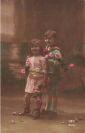 ENFANTS - Deux Enfants Côtes à Côtes - Habits De Marin - Colorisé - Carte Postale Ancienne - Andere & Zonder Classificatie