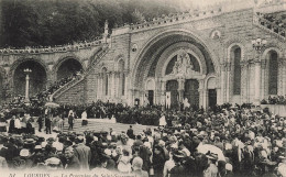 FRANCE - Lourdes - La Procession Du Saint-Sacrement - Animé - Carte Postale Ancienne - Lourdes